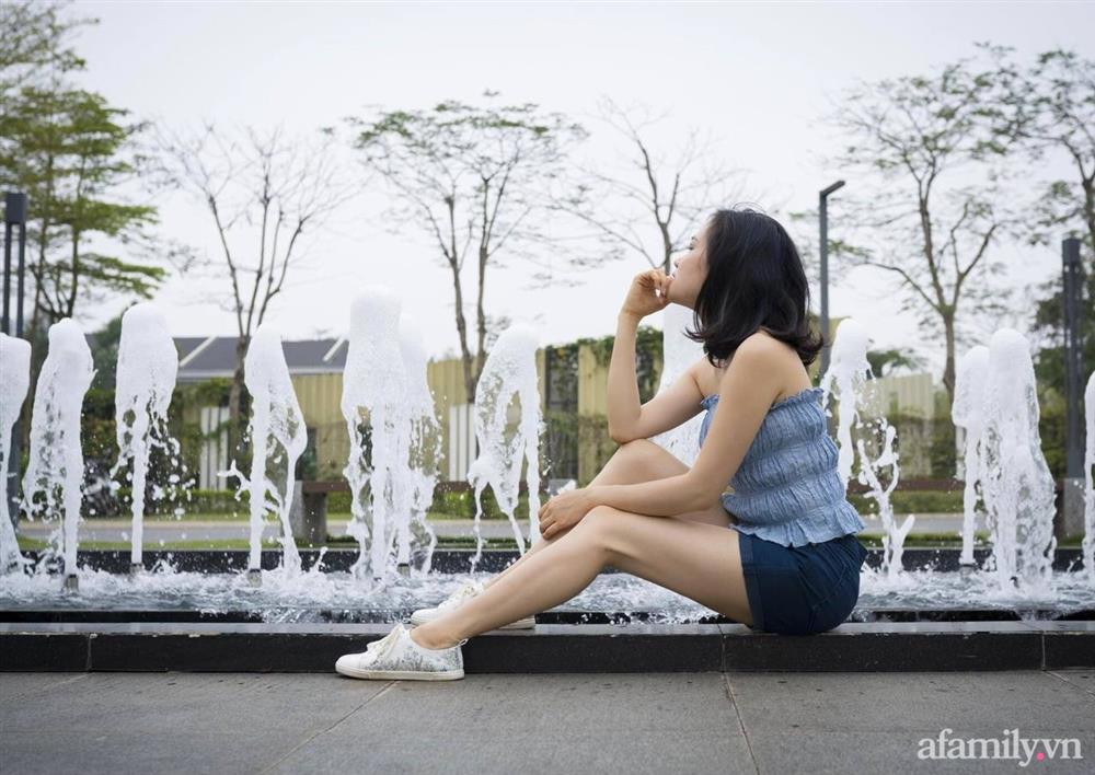 Đẻ xong tự thấy mình già như bà ngoại của các con, mẹ bỉm sữa lột xác ngoạn mục, cho đoán tuổi nhiều người nhầm-10