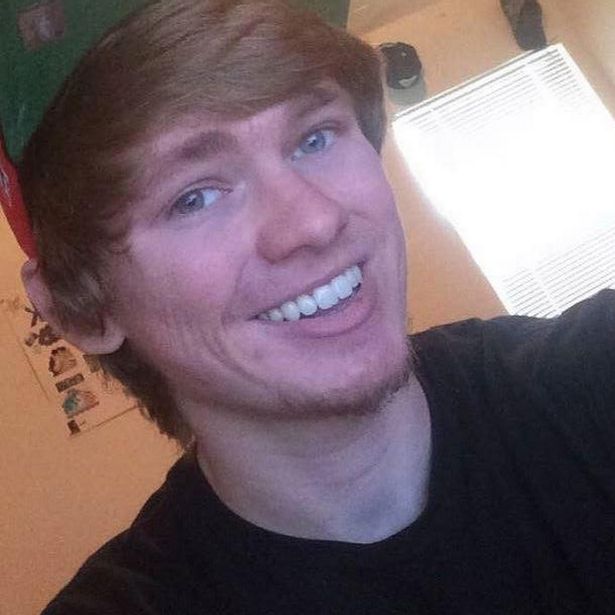 Cuộc sống địa ngục của bé trai bị mẹ kế ngược đãi, giam cầm dưới cầu thang đến tàn tạ và màn lột xác sau khi được cứu khiến ai cũng thở phào-5