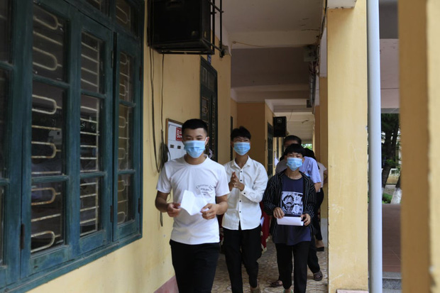 Kịch bản chi tiết tổ chức Kỳ thi tốt nghiệp THPT tại tâm dịch” Bắc Giang-2