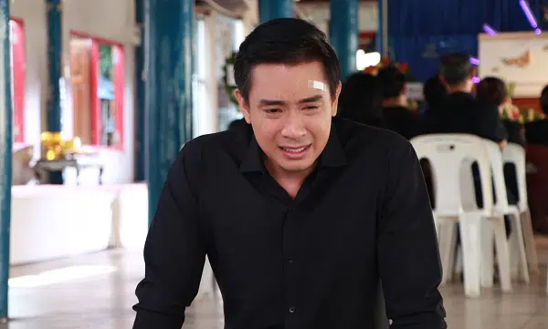 Về nhà lấy 50 triệu cho anh trai vay, tôi giật mình thấy tiền biến mất, càng run bắn khi nhìn thứ vợ bỏ lại trong két sắt-1