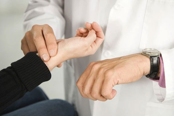 Nhịp tim tiết lộ nhiều điều về sức khỏe của bạn, kể cả khi bạn bị nhiễm SARS-CoV-2-1