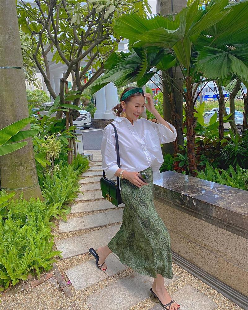 3 mỹ nhân U40 có style chuẩn nữ tổng tài, loạt outfit gộp lại cũng thành cẩm nang mặc đẹp vạn năng cho nàng 30+-11