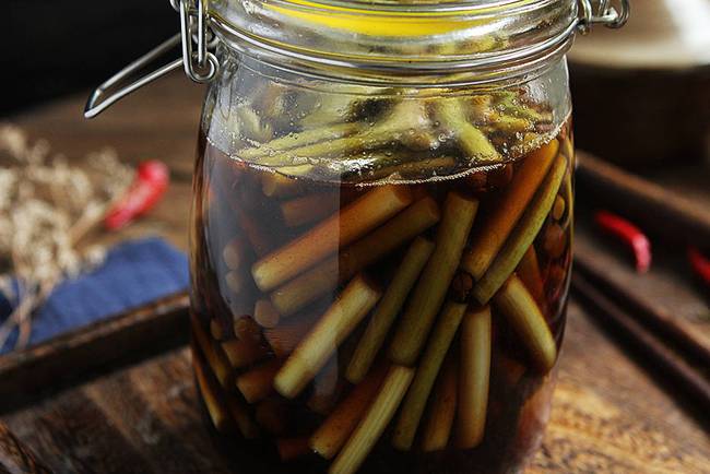 Thời tiết nóng nực ăn gì không ngán? Áp dụng ngay 5 công thức muối rau củ quả chua mùa hè, ngon giòn đưa cơm, bảo quản nửa năm cũng không hỏng-3