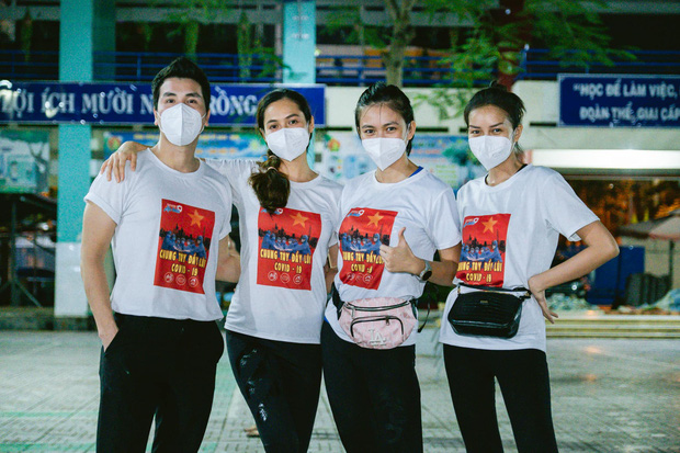 Mai Phương Thuý, H’Hen Niê cùng dàn hậu Vbiz hoá chiến sĩ” tiếp sức mùa dịch Covid-19: Nghĩa cử cao đẹp cần được lan toả!-14