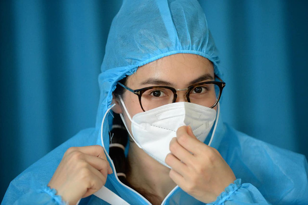 Mai Phương Thuý, H’Hen Niê cùng dàn hậu Vbiz hoá chiến sĩ” tiếp sức mùa dịch Covid-19: Nghĩa cử cao đẹp cần được lan toả!-9