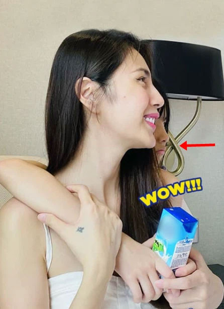 Lần hiếm hoi Thủy Tiên khoe cận mặt con gái, dân mạng đồng loạt nhận xét giống Công Vinh-1