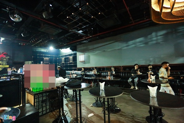 Ca mới mắc Covid-19 có ảnh hưởng việc nới lỏng dịch vụ ở Hà Nội?-1