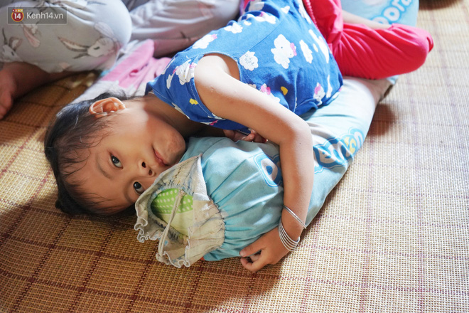 Lời khẩn cầu được truyền máu cho con gái 4 tuổi của người mẹ nghèo ở Trà Vinh: Không biết làm sao để gom đủ tiền chữa trị cho con”-16