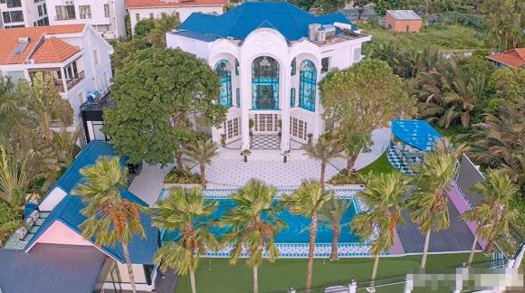 Vũ Khắc Tiệp chính thức đập hộp biệt thự 1800m2 đắt giá nhất Sài Gòn khiến dân mạng ngỡ ngàng-1