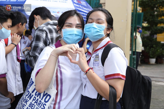 Nóng: TP.HCM lấy ý kiến phụ huynh, học sinh về thi tốt nghiệp THPT Quốc gia 2021-1