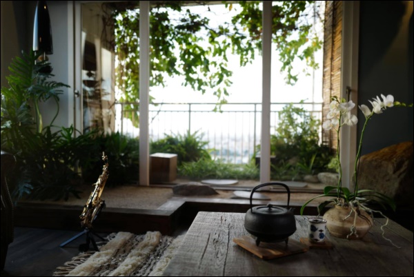Cận cảnh phòng khách mang phong cách cổ điển ấn tượng trong nhà vườn triệu đô của diva Hồng Nhung-6