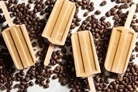 Hướng dẫn làm kem cà phê không cần whipping cream vẫn thơm ngon, hấp dẫn với hương vị đặc trưng