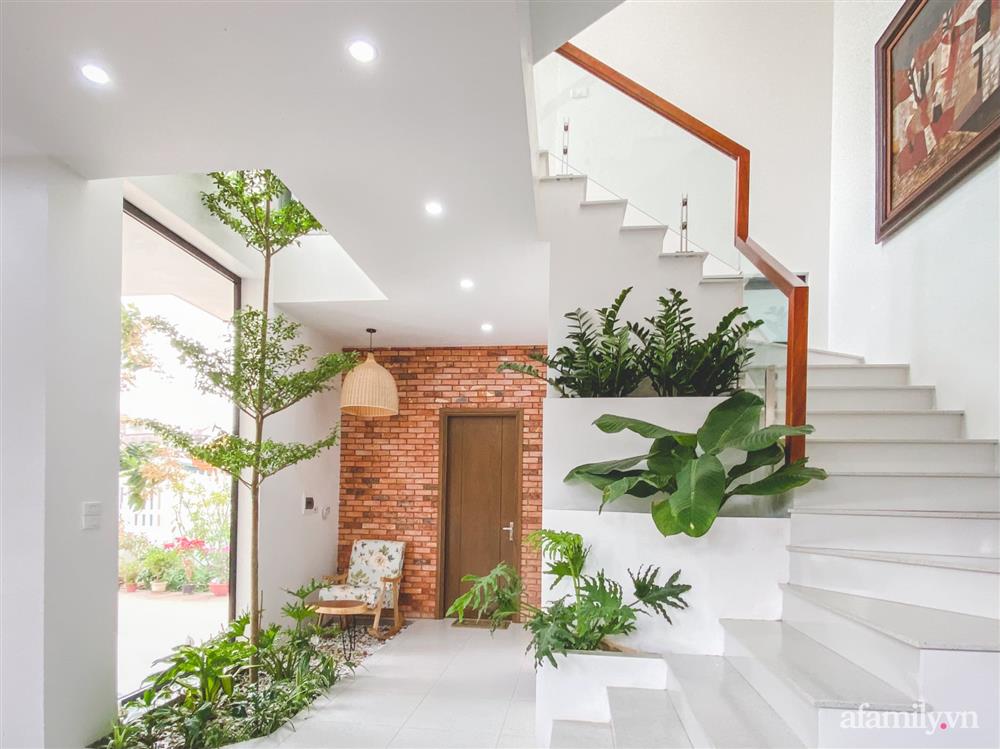 Ngôi nhà 90m² đẹp bình yên, xanh mát bóng cây giữa làng cổ Đường Lâm, Hà Nội-11