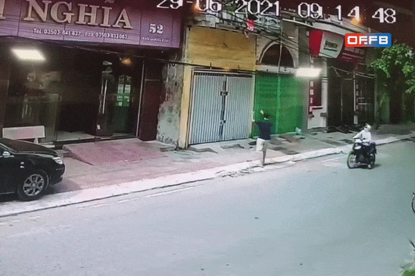 Bé gái 4 tuổi rơi từ lan can tầng 2: Vừa mới ngủ dậy, trong nhà không có ai
