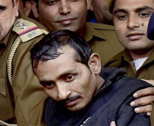 Phiên tòa rùng rợn nhất lịch sử: Xét xử tội phạm chuyên cưỡng hiếp phụ nữ, chưa nhận án phạt bị 200 nạn nhân dùng dao lao vào đâm chết tại chỗ-2