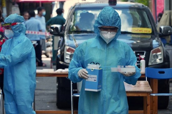 TP. Hồ Chí Minh tìm người liên quan đến ca F0 là nhân viên tại MM Mega Market An Phú