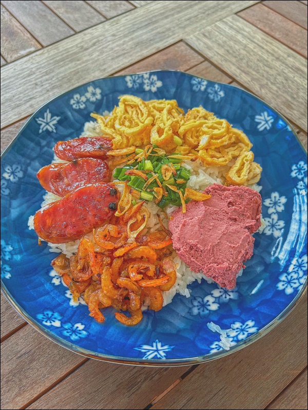 Ở nhà tránh dịch làm đầu bếp, Lan Khuê trổ tài đủ các món Á, Âu, không chỉ ngon mà còn đẹp mắt như ngoài hàng-9
