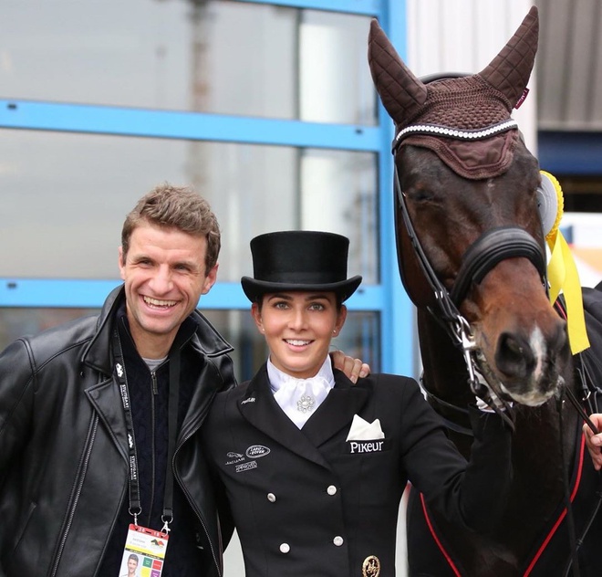 Cưới vợ không phải dạng vừa, siêu sao thế giới rắc rối vì mớ bòng bong cô&nbsp;gây ra, liên quan đến người đàn ông khác-5