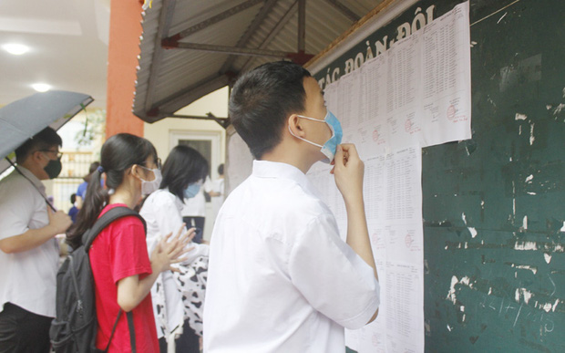 Từ ngày 1 đến 3/7 học sinh Hà Nội xác nhận nhập học trực tuyến vào lớp 10-2