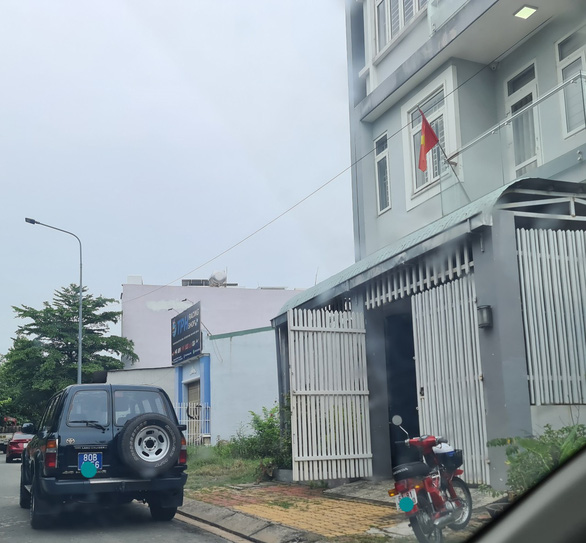 NÓNG: Bộ Công an đang khám nhà một số lãnh đạo tỉnh Bình Dương-3