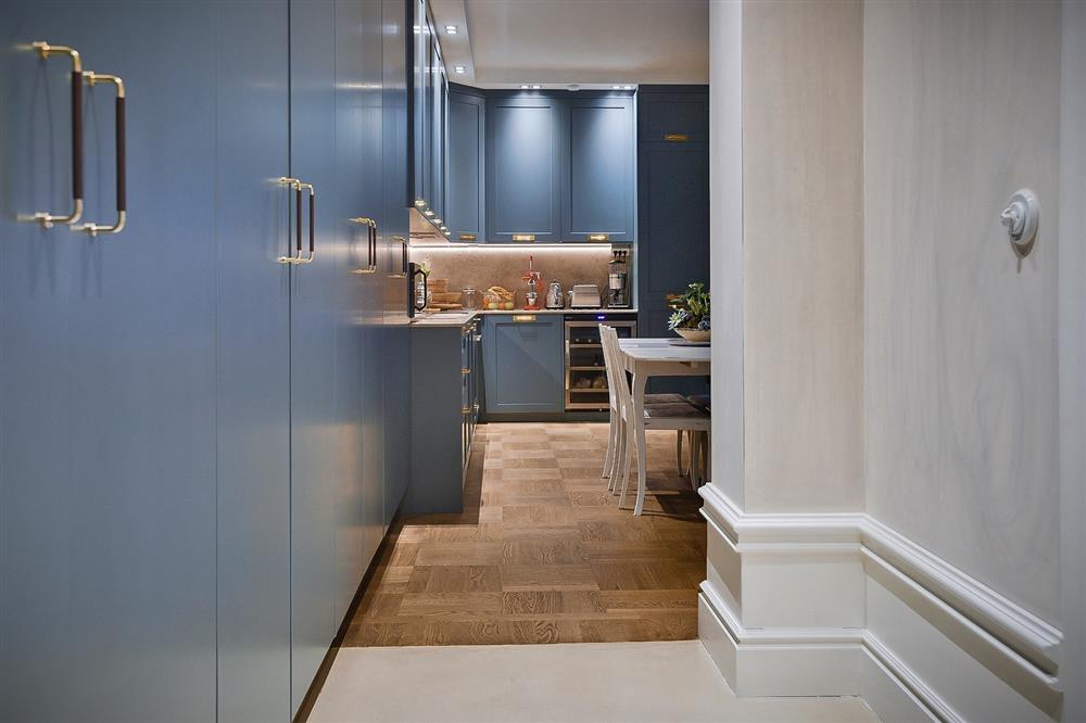 Căn hộ 72m² gây thương nhớ với cách sử dụng màu tương phản đầy ấn tượng-9