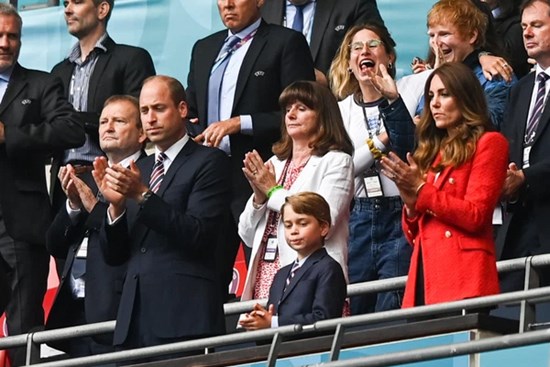 Gần 2000 bệnh nhân Covid đã đi xem Euro 2020, đến cả sân vận động Hoàng tử William từng có mặt