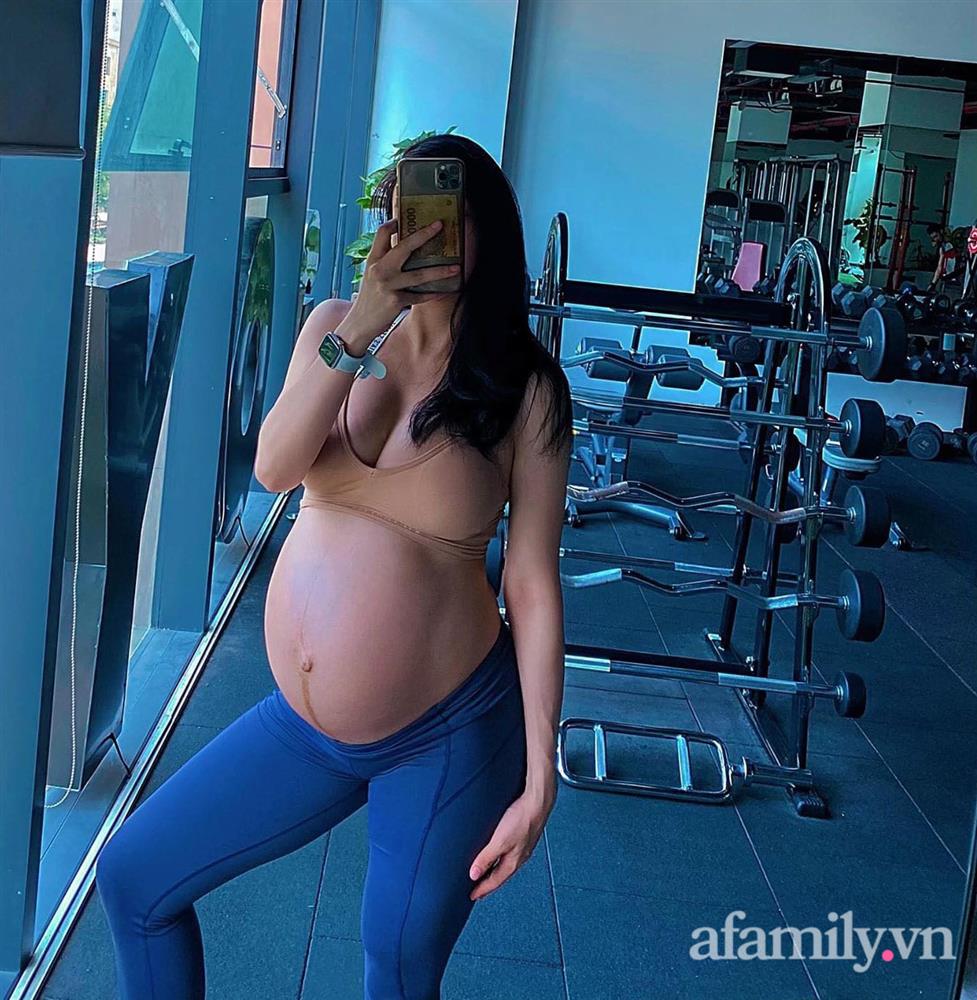 Mẹ 9x khoe cơ bụng đẹp nức nở dù mới sinh con 3 tháng, chỉ ra sai lầm của nhiều chị em khiến việc giảm cân sau sinh thất bại-4