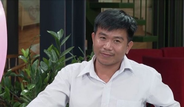 Người đàn ông U40 yêu cầu tìm bạn gái còn trinh tiết, đòi bỏ về giữa show hẹn hò khiến khán giả bức xúc-1