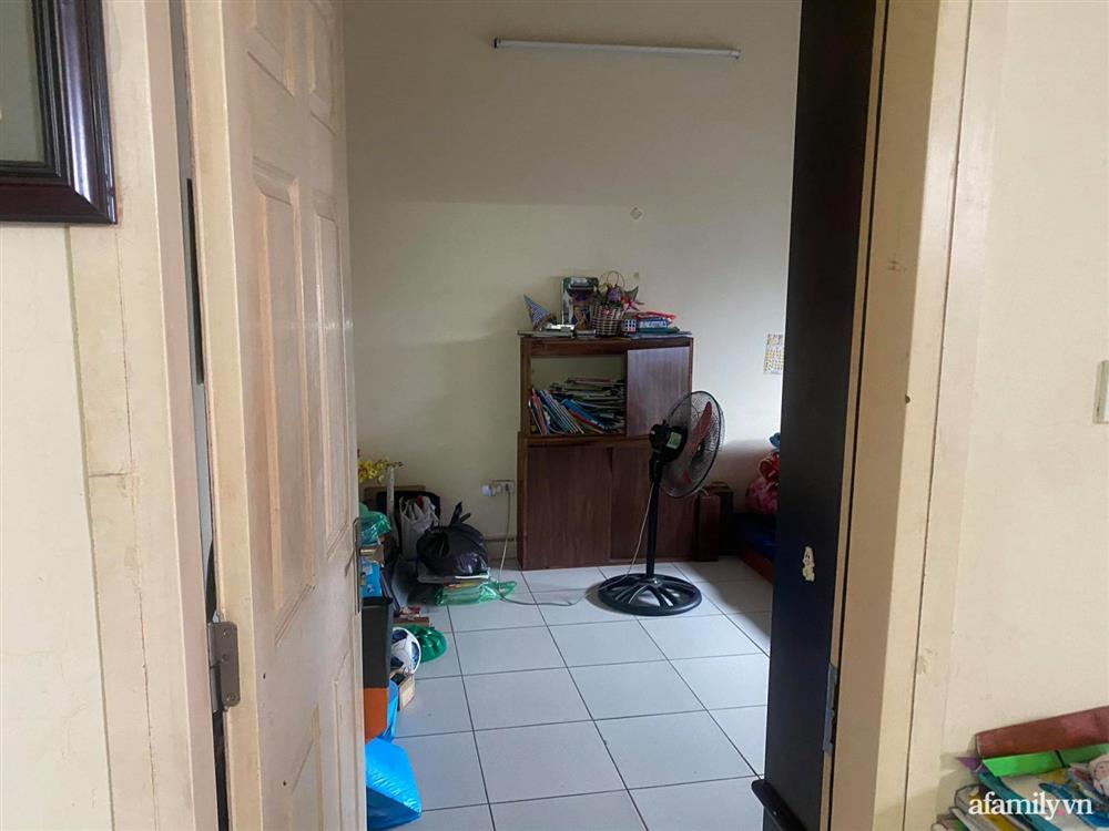 Cặp vợ chồng ở Hà Nội tự tay cải tạo nhà chung cư từ A đến Z chỉ hết 140 triệu, thành quả khiến ai cũng phải khen hết lời-3