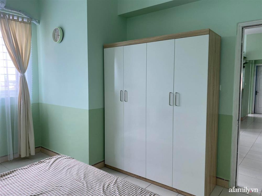 Cặp vợ chồng ở Hà Nội tự tay cải tạo nhà chung cư từ A đến Z chỉ hết 140 triệu, thành quả khiến ai cũng phải khen hết lời-12