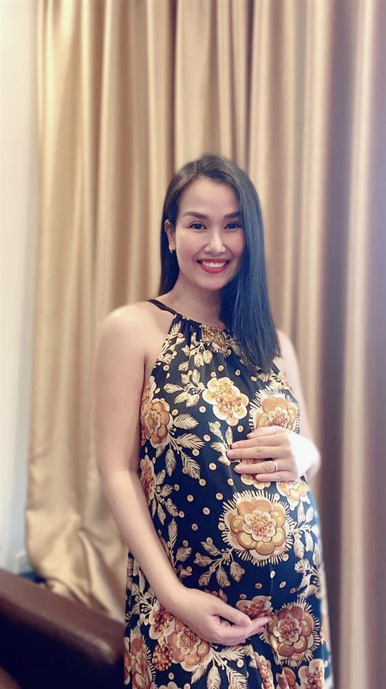 Võ Hạ Trâm khoe ảnh con gái mũi cao thẳng tắp, 37 tuần mới chịu làm việc này khiến mẹ mừng rơi nước mắt-2