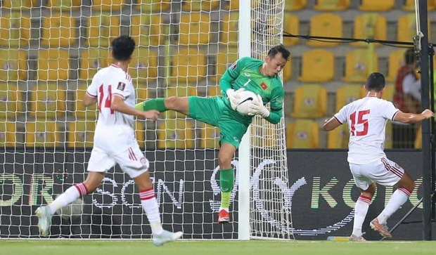 Thủ môn Tấn Trường phản ứng về kết quả bốc thăm vòng loại World Cup của tuyển Việt Nam, nói 1 câu mà ai cũng hừng hực khí thế!-3