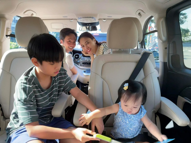 Cường Đô La xứng danh bố bỉm chịu chơi khi mua 1 lúc 2 xế hộp tặng Subeo và Suchin, đã vậy còn phải thuyết phục mới nhận-6