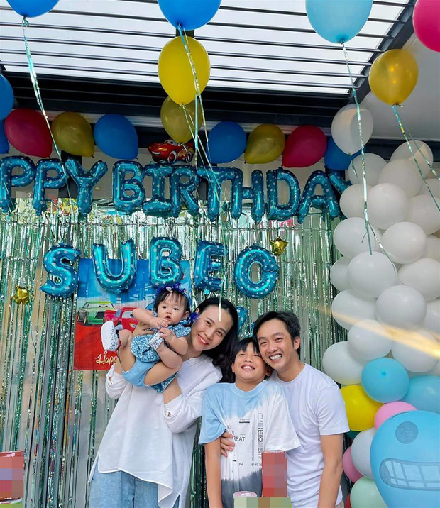 Cường Đô La xứng danh bố bỉm chịu chơi khi mua 1 lúc 2 xế hộp tặng Subeo và Suchin, đã vậy còn phải thuyết phục mới nhận-7