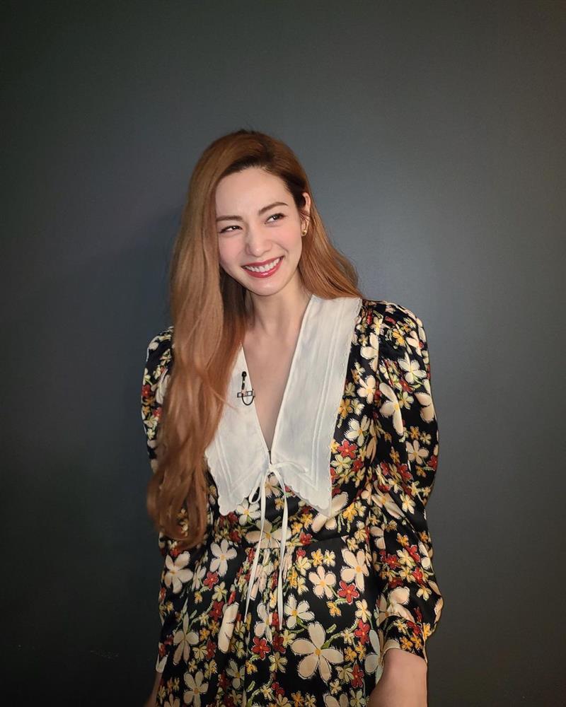 Kỷ lục đụng hàng: Một mẫu váy hoa có tới 6 nàng đẹp diện, Yoona bất ngờ thua một mỹ nhân Hoa ngữ-3