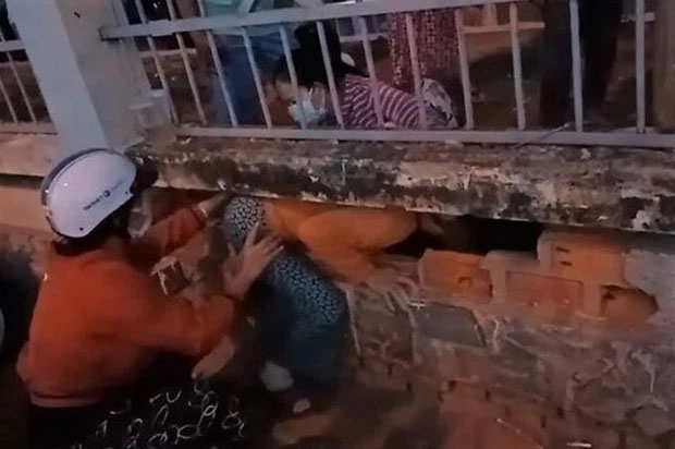 500 người chui lỗ, vượt rào trốn khỏi Bệnh viện Đa khoa Bình Thuận-1