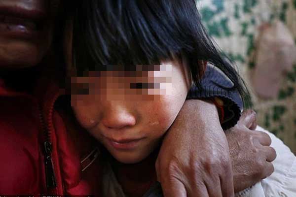 Nói mình bị cưỡng hiếp nhưng không ai tin, cô gái kiện ra tòa cũng bị phũ vì một chi tiết nhỏ, kết cục làm dậy sóng dư luận-4