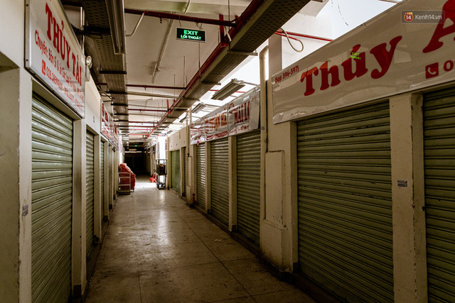 Khung cảnh vắng lặng chưa từng thấy của Chợ Lớn - Sài Gòn-9