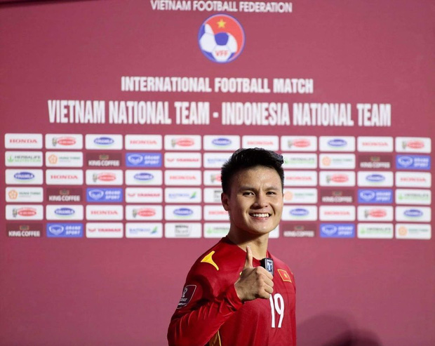 Gái xinh để lộ hint hẹn hò Quang Hải cực tinh tế, thế này bảo sao đào hoa boy không mê?-1