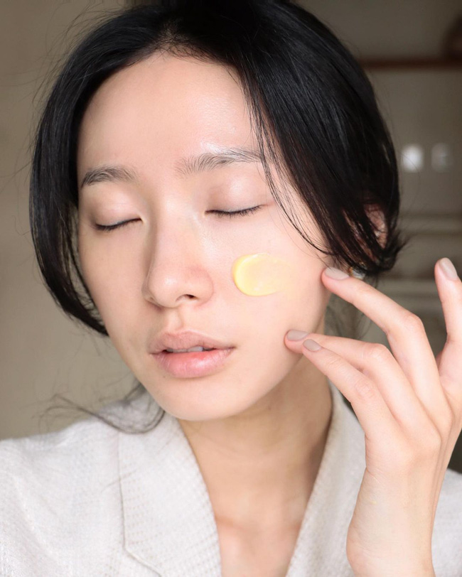 Bác sĩ chỉ ra nguyên nhân da sạm nặng dù đã bôi kem chống nắng: Hóa ra dùng sai cách sẽ khiến kết quả bị đảo ngược-6