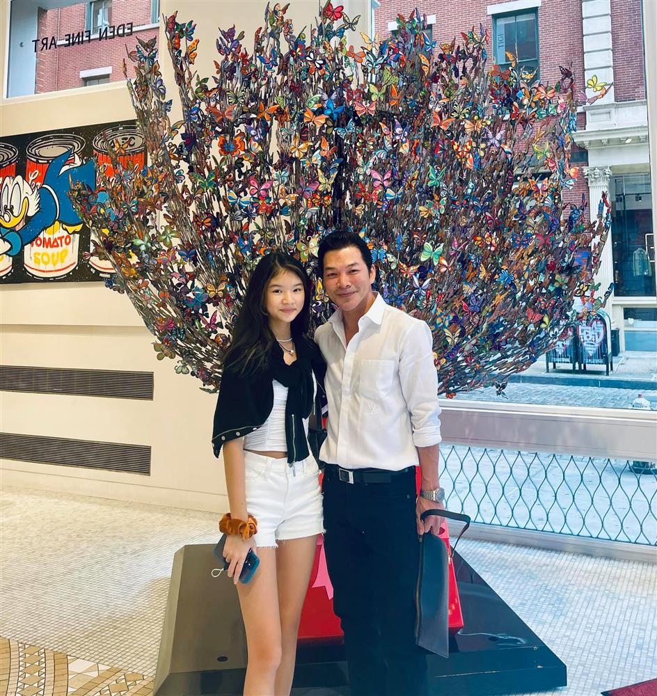 Trần Bảo Sơn tung loạt ảnh bên Bảo Tiên khiến dân tình xuýt xoa: Bố điển trai phong độ, con gái xinh đẹp phổng phao thế này-4