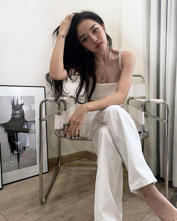 Nữ streamer có hơn 4,2 triệu follow trả lời căng đét khi được hỏi phải làm gì khi bị doạ đăng ảnh sex-1