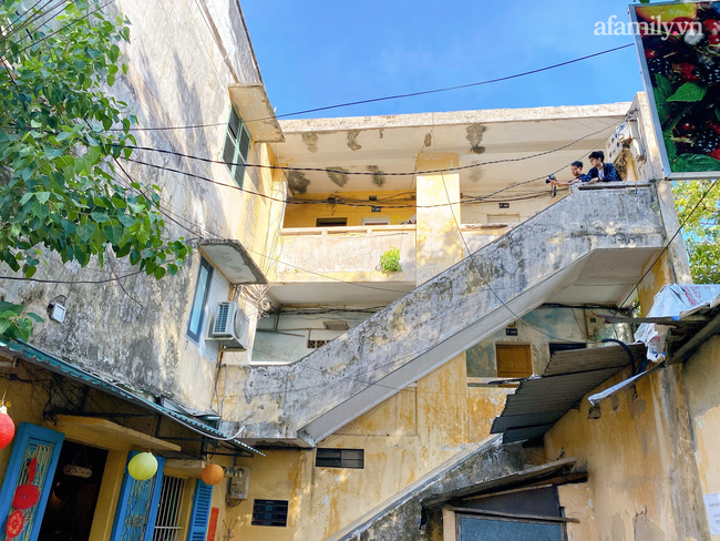 Vụ bác sĩ bị tố hiếp dâm đồng nghiệp ở Huế: Nữ y tá từng được gia đình bác sĩ cưu mang, người mẹ tiếp tục đưa bằng chứng kêu oan cho con trai-2