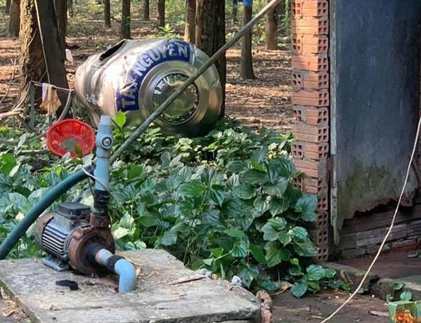 Ba anh em ruột ở Bình Phước bị bồn nước đè thương vong-1