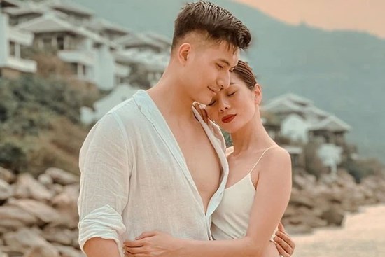 Lệ Quyên đòi nhẫn cầu hôn và cuối cùng tình trẻ Lâm Bảo Châu xác nhận đã 