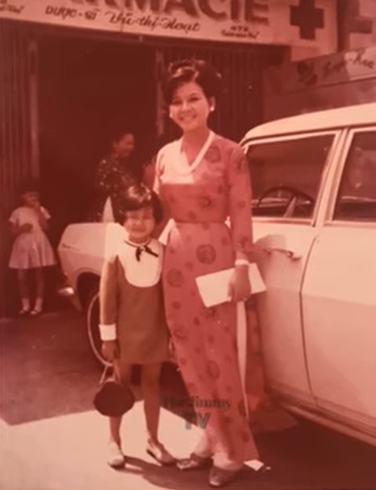 Hé lộ ảnh hiếm của Kim Ngân bên chồng và con trai khi chưa hóa điên khiến nhiều người xót xa-2