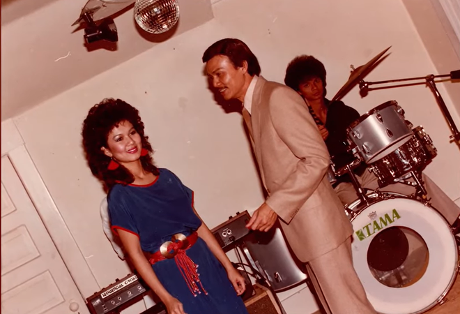 Hé lộ ảnh hiếm của Kim Ngân bên chồng và con trai khi chưa hóa điên khiến nhiều người xót xa-8