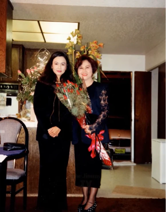 Hé lộ ảnh hiếm của Kim Ngân bên chồng và con trai khi chưa hóa điên khiến nhiều người xót xa-11