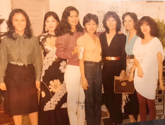 Hé lộ ảnh hiếm của Kim Ngân bên chồng và con trai khi chưa hóa điên khiến nhiều người xót xa-7