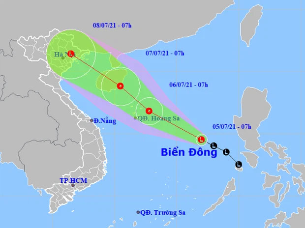 Sau nắng nóng miền Bắc đón đợt mưa dông lớn kéo dài nhiều ngày, vùng áp thấp vào biển Đông tiếp tục mạnh lên-2